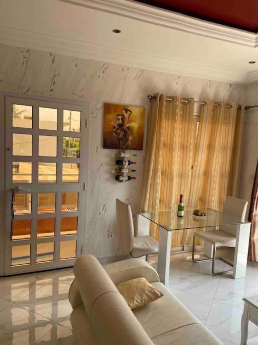 Appartement Altona Lomé Eksteriør billede