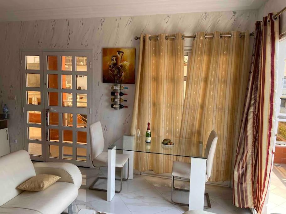 Appartement Altona Lomé Eksteriør billede