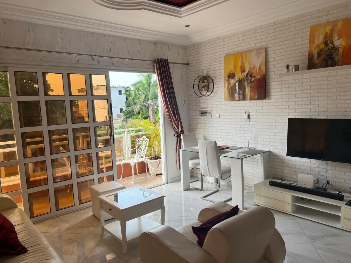 Appartement Altona Lomé Eksteriør billede