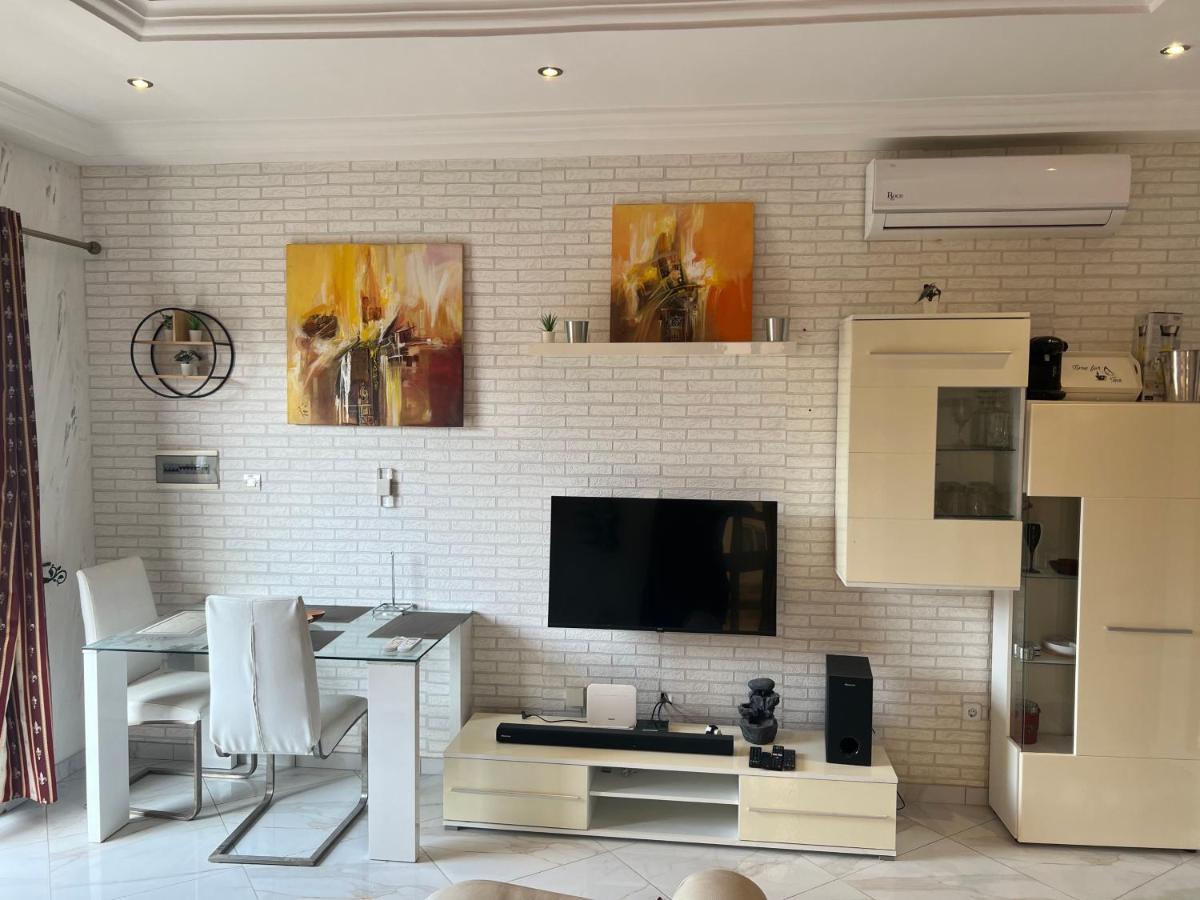 Appartement Altona Lomé Eksteriør billede